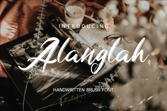 Alanglah: A Handwritten Font That Breathes Life Into Editorial Moments